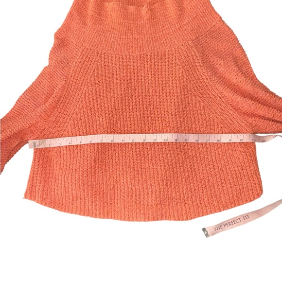 Free People Orange/Pink Edessa Off the Shoulder Oversized Sweater Size Small - Picture 4 of 9